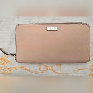 Kate Spade Wallet Used Condition